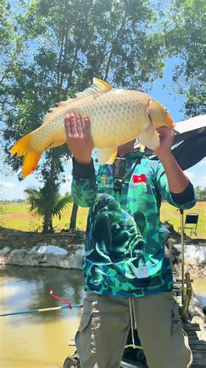 Câu cá xuyên việt tại Hồ Hoà Bình