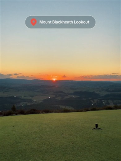 Mount Blackheath Lookout sunset in Sydney