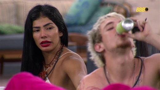 Ana Paula sobre estalecas: "E outra: você vai enfiar estaleca no c#?" Jordana: "Eu posso precisar! (...) Você não ia aguentar ela. Você pode usar contra mim, porque eu sei que você faz isso, mas eu duvido que vocês aguentariam..."NÃO SE CALE, JORDANA!