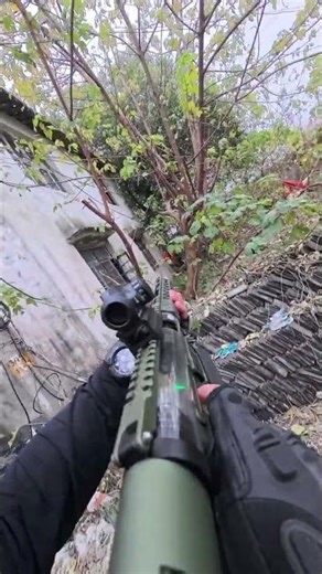 Using the soft-shooting actuator launcher "HQE2" in the game. #shorts