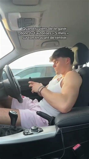 C’est trop addictif de scroller @LaGroupiedAlana #shorts #youtubeshorts #trending #viral #funny #fy