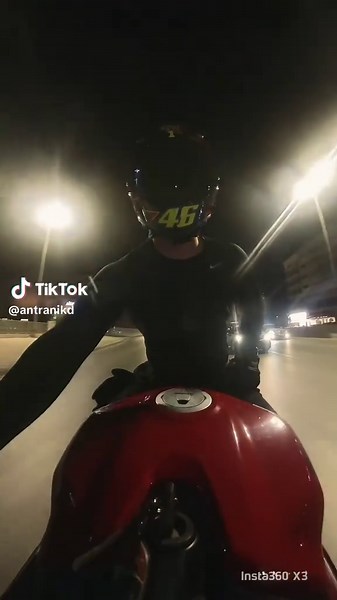 Night Ride Adventure on a Ducati Panigale