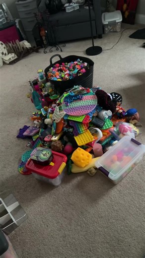 #fidgets #fidgetcollection #declutter #fidgettoys #fidgetcollector | fidget toys