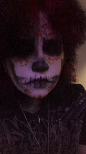 Someone tell me you get the hand gesture reference