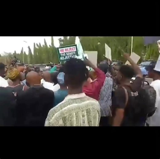 Peter Obi joins youths at National Assembly to protest Senate’s decision to remove “real-time” electronic transmission of election results from the Electoral Act Amendment Bill. The protest, which is taking place at the moment, NAPOLI is tagged “Occupy the National Assembly”. It was organised by pro-democracy activists. Student, civil society groups, and some members of the African Democratic Congress (ADC), and the Obidient Movement - a group of Obi’s supporters Last week, the Senate passed the