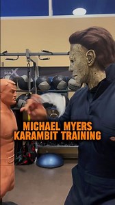 Michael Myers KARAMBIT Training #michaelmyers #halloween #karambit #shorts