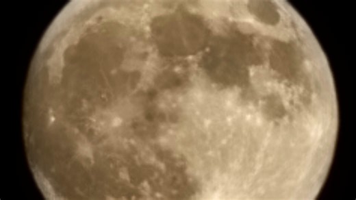 What is a hunter's moon? When to watch tonight's October 2025 full harvest supermoon rise