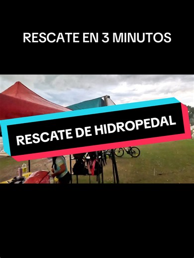 Un día agitado en el verano con rescate en kayak