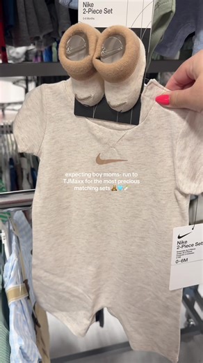 Must-Have Baby Clothing Sets for Expecting Boy Moms