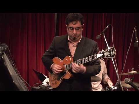 SCOTT DENETT THE NEW YORKER - Live Jazz Guitar Trio