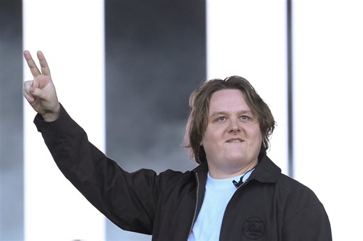 Lewis Capaldi's 'awesome' reaction to surprise proposal at his London concert