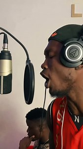 Musicalement parlant, le Mbole intervient dans toutes les sphères sportives. Après l’honneur aux Lions indomptables, nous offrons une tasse de motivation à Francis Ngannou. Voici cette mélodie | Hugo l’apache