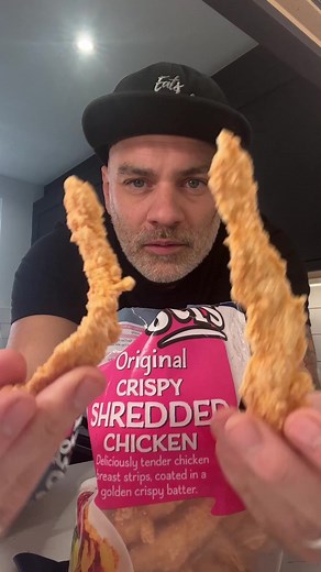 Diggers Crispy Shredded Chicken Kebab Wrap | Ollie Eats