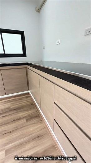 #ติดทรัพย์ 🏡✨ บ้านเดี่ยวสร้างใหม่ สไตล์นอดิก หลังใหญ่สุดคุ้ม🏡✨ 💸 Rาคา เพียง 4.28 ล้านบาท ‼️ฟรีโอน ‼️(พร้อมตกแต่งเข้าอยู่) 💸เครดิตดีมีเงินเหลือ💯 🏠 รายละเอียดบ้าน (หลังใหญ่ ฟังก์ชันจัดเต็ม) 📏 เนื้อที่ 50 ตร.ว. 🛌 3 ห้องนอน 🛀 3 ห้องน้ำ 🍽️ 1 ห้องครัว 🎯 1 ห้องอเนกประสงค์ 🛋️ ห้องรับแขกกว้าง อยู่กันได้สบายทั้งครอบครัว 🚘 จอดรถในบ้านได้ถึง 2 คัน 🎁 ของแถมหลายรายการ‼️ ✅ปั๊มน้ำ แทงค์น้ำ ✅ปูสนามหญ้าหน้าบ้าน ✅มิเตอร์ น้ำ-ไฟ ✅เคาเตอร์ครัว ✅ฟรีค่าใช้จ่ายในการโอน 🏠 รายละเอียดบ้านเปล่า Rาคา เพียง 3.