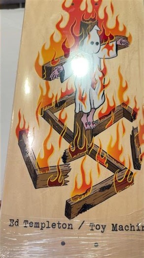 Best skateboard graphic ever!? This is what graphics used to do push the limits! #skateboard