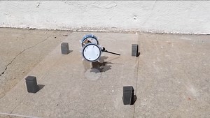 見た目も動きもエイリアンっぽい。NASAの地球外生命体探査ロボット｢PUFFER｣