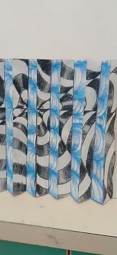 Vanishing Point Illusion + Wavy Tube Illusion = Agamograph