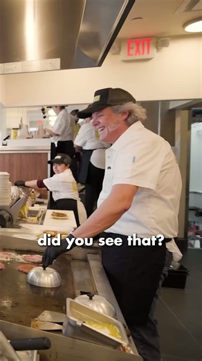 The surprising history of fried onion burgers: Chef George's classic recipe revealed!