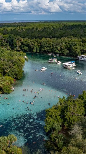 Florida’s heating up again 👀 Here’s my prediction: the 3 cities that’ll explode with buyer demand in 2026 🔥 🌴 Ocala – still one of the most affordable spots in Central Florida, but new master-planned communities and growth around WEC are changing that fast. 🏙 Tampa – jobs, lifestyle, and coastal access make it one of the strongest migration magnets in the country. ☀️ Orlando – major employers, new infrastructure, and constant inbound moves. Still the heartbeat of Florida real estate. If you 