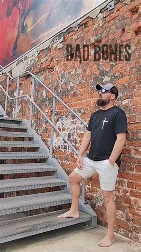 #BadBones Stream it. Hear it. Feel it 🎶 Produced by Daniel Baron Hit Kitchen Studios Video cred Kim Griffith Jones Connective Consulting #fyp #foryou #musicislife #musicindustry #singersongwriter #originalmusic #newrelease #southafricanmusician | Peds Rodrigues