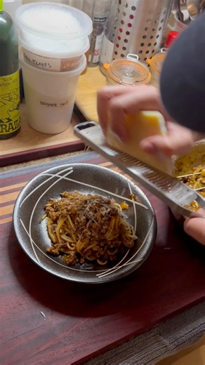 2.7M views · 54K reactions | spaghetti bolognese na pinadali. recipe ni ermat. 﫶 | icoy | Facebook