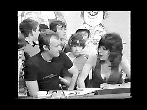 Phil Collins - Tiswas 1981