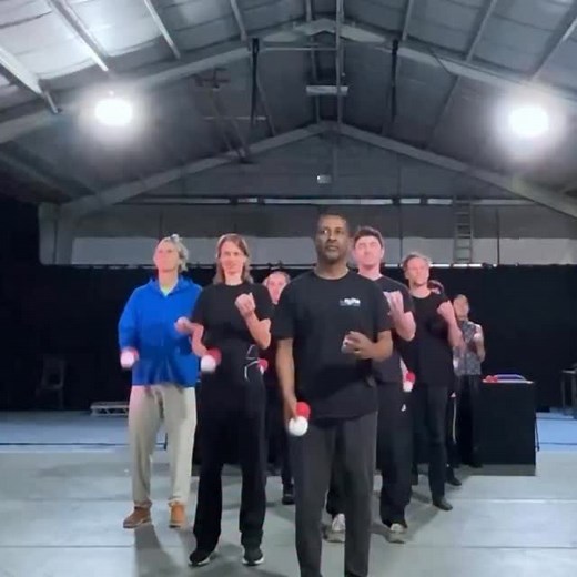 HEKA patterns from rehearsals. The show has a rare Bristol outing this week as part of @bristolcircuscity at @1532bristol Magic Juggling and philosophy what more could anybody want … #juggling #circus #dance #siteswaps #love | Gandini Juggling