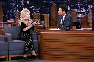 Dolly Parton Gives Jimmy Fallon an Impromptu Palm Reading to Predict His Future