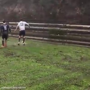 183K views · 633 reactions | Ca joue les gars!! Tu peux même faire des tacles de 100 m! | Tacle assassin | Facebook