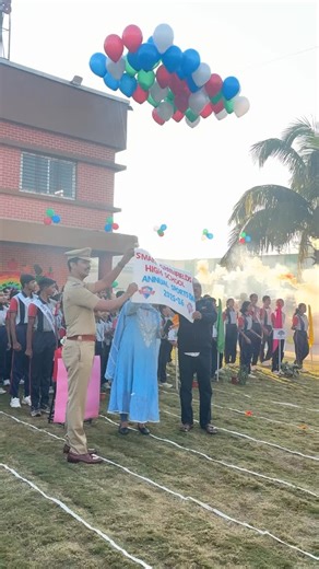 smartgreenfieldshighschool on Instagram: "🎈🏆👏🏻😍"