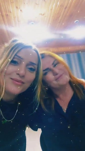Şüşə keratin həlli: saçdan çəkilən eziyyətə real nəticə