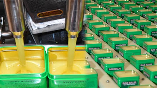 Watch Skilled Workers Operate Incredible Machines