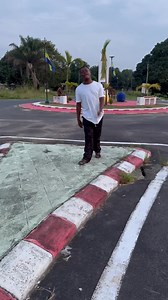 45K views · 2.4K reactions | Tout est à refaire à Leconi  | Body bizarre le comédien | Facebook