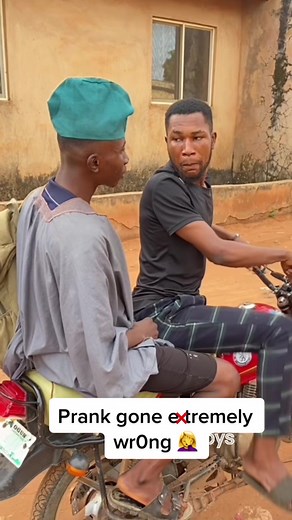 #CapCut #prank #realababoys please this page does not support violence!!