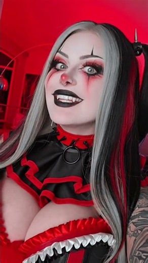 everybody wants to date the weird cosplay girl until... 🙄 #clown #clownmakeup #halloween #cosplay