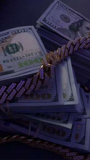 50K views · 826 reactions | Aunque la diferencia entre Emcee y rapper es más amplia, se puede abordar el tema con algo de humor Encuentra artículos completos sobre este tema en www.rapealo.com #Emceein #Emcee #rapper #CulturaHipHop #HipHop4H #HipHopHablaHispana #raplatino | RAPEALO | Facebook