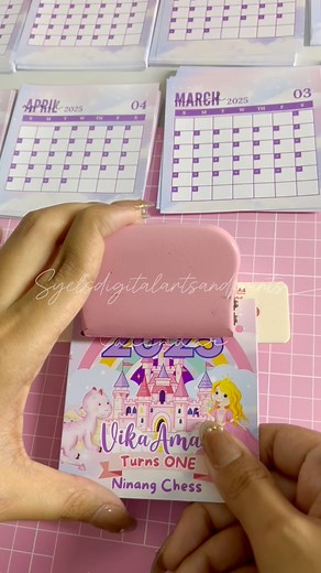 Make Mini Desk Calendar with Easel wood stand with me! ✨👌 Good for giveaways din po ito 💖 #personalizedgifts #calendar #syelsdigitalarts #partyfavors #trendingposts | Syel's Digital Arts
