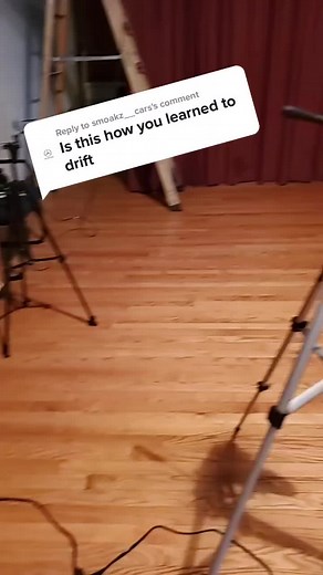 Sim Driving and Drifting in Assetto Corsa with Thrustmaster Wheel