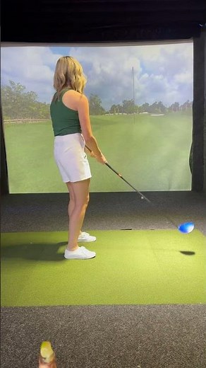 My GF giving golf her first shot. She loves it #golf #golfswing