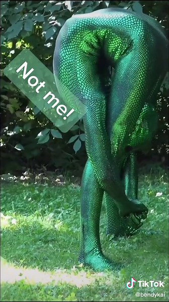 @maskedcontortionist wow! #contortion #FlexEveryAngle #contortionist #flexible #tripplefold #rupplebackbend #bendy #fyp #foryoupage #4youpage