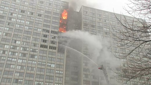 Chicago high-rise fire: 1 dead in extra-alarm fire that tore through multiple floors, CFD says