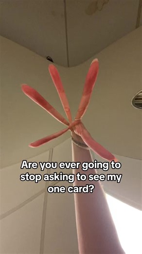 🫡Blazers have those one cards ready when you pass the desk! You know the drill!🙃 #uab #college #blounthall