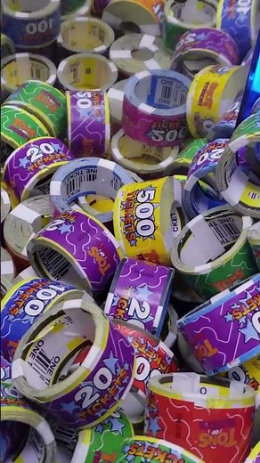 How to Win The Claw Machine Jackpot at Dave & Busters!