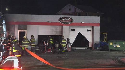 Auto body fire considered suspicious in Pine Lawn