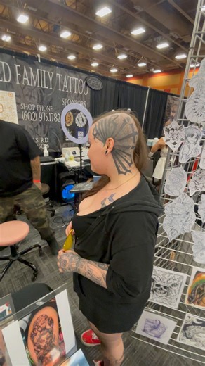 399K views · 1.2K reactions | Can you tell what this Head Tattoo says? 落 | Tattoo Lovers | Facebook