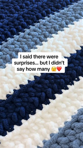 I told y’all I had a few surprises with this double crochet triple border blanket… and here it is 🫣✨ I didn’t just make one — I made TWO identical blankets with matching heart pillows to go with them! Each blanket was created using my continuous double crochet technique, starting with 22 loops, and they measure approximately 40x50”. Because of the stitch, these blankets have a slightly weighted feel — more compact, extra cozy, but not heavy in an overwhelming way… just that perfect comfort weig