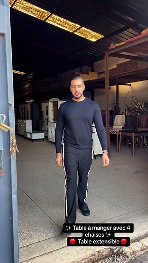 Table à manger extensible avec 4 chaises design