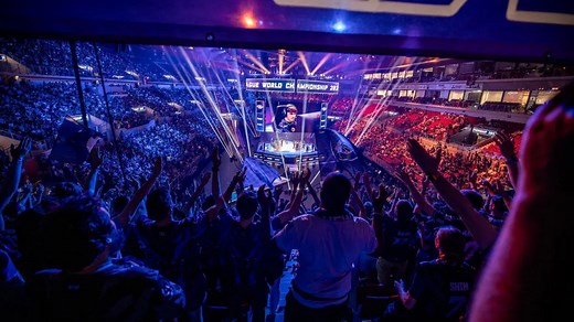 The 10 best players in Esports history