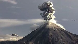 Mexico's Volcán de Colima erupts again