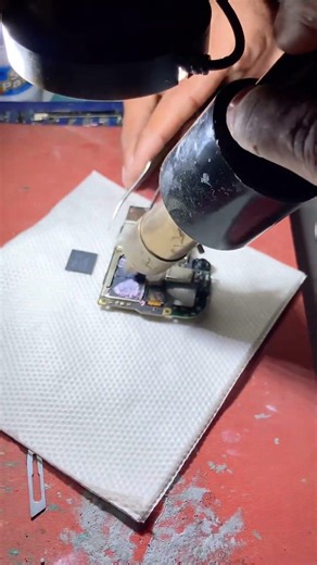 Redme note 10 pro dead phone CPU cheng karne ka ₹1200 liye koi bi phone ho comment kare solution b..